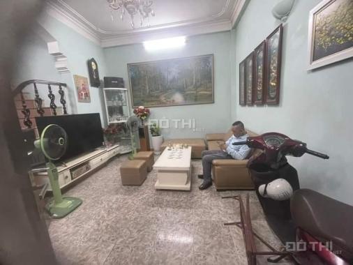 Bán nhà 30m2 ngõ 639 hoàng hoa thám quận tây hồ