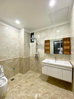 Bán nhà Trung Hòa Cầu Giấy - Dt 90m - 3 ô tô tránh - Mặt ngõ kd sầm uất - vỉa hè rộng - Giá 15 tỷ