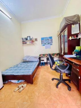 Bán gấp nhà Đống Đa, 60m2 xây 5 tầng, vỉa hè, ô tô đỗ cửa, 2 mặt tiền kinh doanh 4,85 tỷ