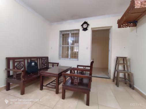 Cho thuê căn hộ đầy đủ tiện nghi 70m2 2p ngủ ở 815 Giải Phóng