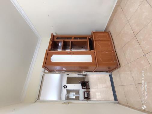 Cho thuê căn hộ đầy đủ tiện nghi 70m2 2p ngủ ở 815 Giải Phóng