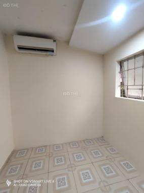 Cho thuê căn hộ đầy đủ tiện nghi 70m2 2p ngủ ở 815 Giải Phóng