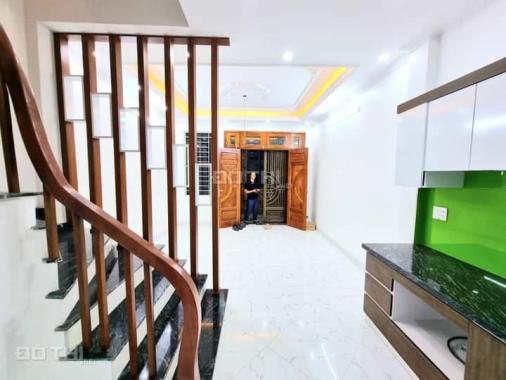 Bán nhà mới 31m2 ngõ thông phố An Dương Vương quận tây hồ