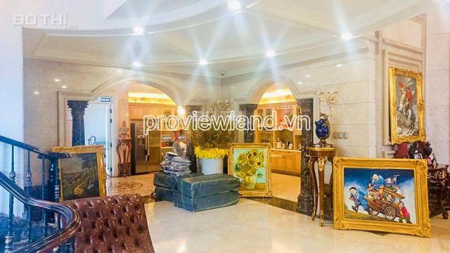 Bán biệt thự siêu sang tại Q3, 360m2 đất, hồ bơi + sân vườn, 2 hầm + 4 tầng