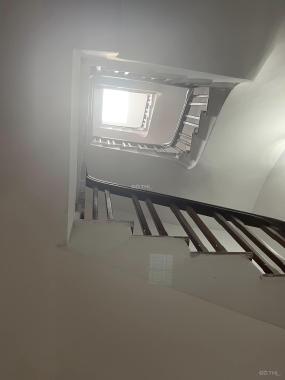 Bán nhanh mảnh đất ngõ Nghi Tàm, giá 2.6 tỷ, 44m2, ngõ gần