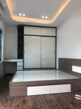 Bán gấp nhà phố Phương Mai, ô tô đỗ cửa, kinh doanh, 5 tầng, MT 5m giá 4,5 tỷ TL