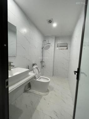 Bán nhà ngõ 75 Vĩnh Phúc, Ba Đình 35m2 xây 5 tầng mới, ngõ rộng thông thoáng giá 3.9 tỷ