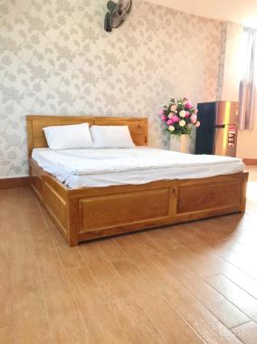 Bán toà nhà 68 Huỳnh Tấn Phát căn hộ dịch vụ 7 tầng, Quận 7