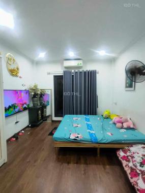 Bán nhà Thanh Am 30m, giá nhô 2 tỷ củ lạc, nhà quá đẹp, xem nhà là mua ngay vì quá chất 