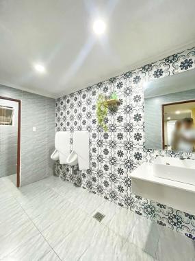 Bán gấp toà nhà Văn Phòng 6 tầng mặt tiền Cư Xá Ngân Hàng, Q7