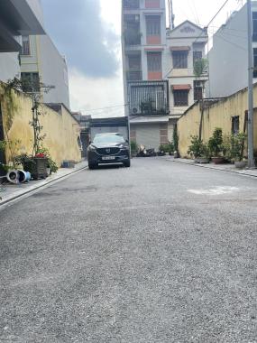 Bán nhà 4 tầng mới xây tổ 28 thị trấn Đông Anh giá chỉ hơn hai tỷ