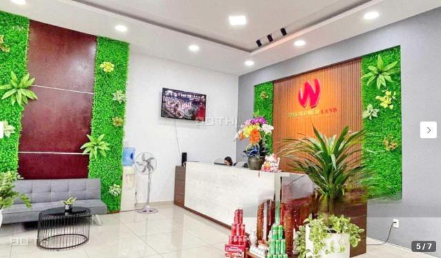 Cho thuê toà nhà 371 Trần Xuân Soạn, 12x50m. Quận 7
