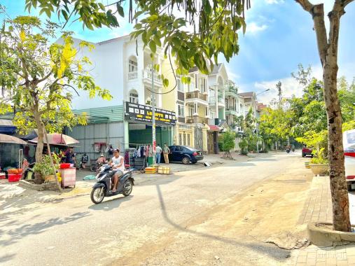 BÁN NHANH LÔ ĐẤT VỊ TRÍ ĐẸP DT:7x24m MẶT TIỀN SAVIMEX PHÚ THUẬN, Q7