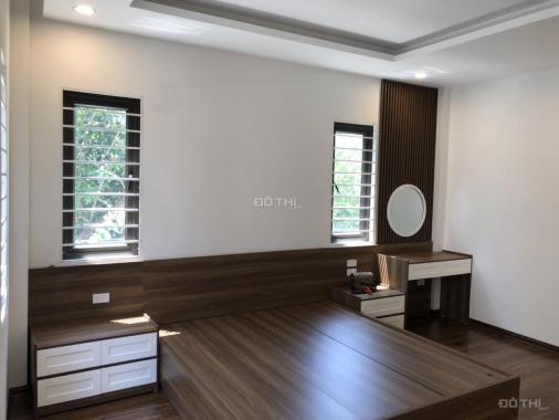 Cần bán gấp siêu phẩm Thuỵ Phương 40m2, 5T, lô góc 4 mặt thoáng, ô tô 7 chỗ, full nội thất, mới đẹp