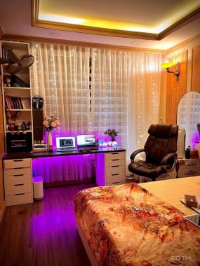 Bán căn hộ 85m2 tầng 6 C/C cao cấp Orchard Park View Phú Nhuận