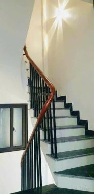Bán nhà đẹp rẻ tại phường Phú Diễn, quận Bắc Từ Liêm, Hà Nội xây dựng 4,5 tầng