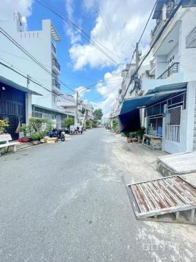 Bán gấp nhà 50 Đường Số 33 Sh riêng 60m² giá 6.9 tỷ. Q7