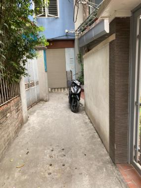 Bán nhà riêng tại Đường Lạc Long Quân, Phường Bưởi, Tây Hồ, Hà Nội diện tích 38m2 giá 4.5 Tỷ