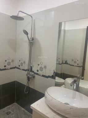 Bán nhà 5 tầng làng Ngâu, mua năm ngoái chưa về ở ngày nào. Giá 3 tỉ. LH 0941 488 668