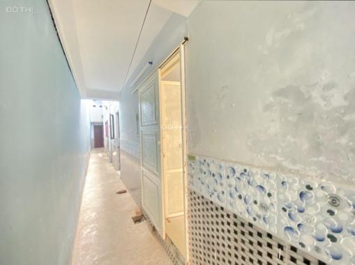 NHÀ 104 M²- 1 TRỆT, 1 LẦU 4 PHÒNG TRỌ LỐI ĐI RIÊNG, NGAY SIÊU THỊ METRO, BÁN GẤP 7T9