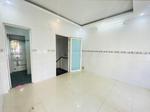 NHÀ 104 M²- 1 TRỆT, 1 LẦU 4 PHÒNG TRỌ LỐI ĐI RIÊNG, NGAY SIÊU THỊ METRO, BÁN GẤP 7T9