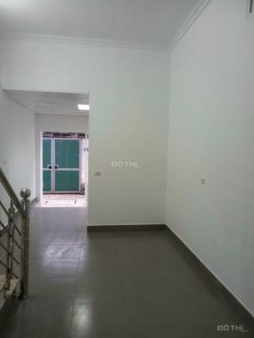 Bán đất Đức Thượng, Hoài Đức 32m2, Tặng Nhà 2 Tầng; Đường Thông Oto, Sát trường Học; 0973 160 986