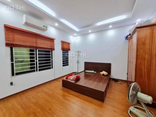 Cần bán nhà ngõ 127 phố lạc long quân quận tây hồ