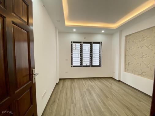 Bán nhà ngõ Linh Lang, Phan Kế Bính, Liễu Giai, DT38m2x5 tầng mới giá nhỉnh 5 tỷ