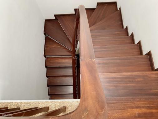 Bán nhà ngõ Linh Lang, Phan Kế Bính, Liễu Giai, DT38m2x5 tầng mới giá nhỉnh 5 tỷ