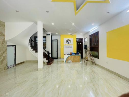 Hàng xóm Ngoại Giao Đoàn - thang máy - ô tô tránh - DT 119m2 x 8m MT chỉ 20.5 tỷ.