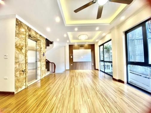 Bán nhà riêng 5 tầng tại phố Thái Hà, Đống Đa, dt 70m, mặt tiền rộng 6.6m, oto ra vào thoải mái