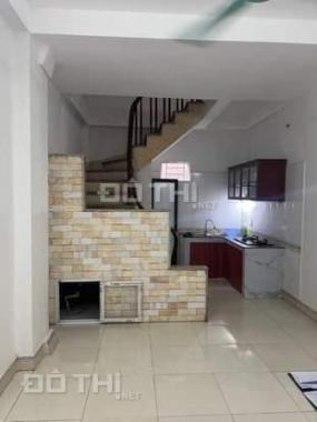 Bán nhà Việt Hưng 4 tầng, 2 thoáng, giá nhô 2 tỷ, 2 thoáng
