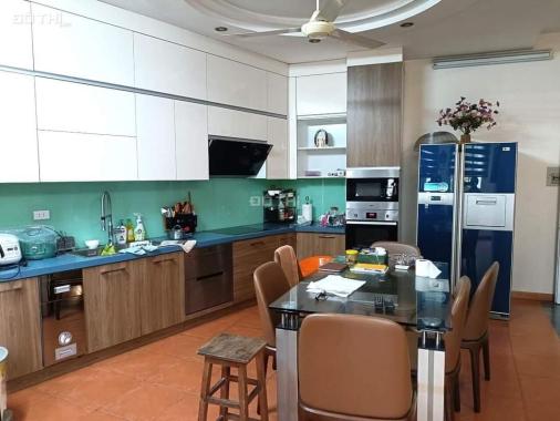 Bán nhà Mặt phố Vip Tràng Thi, MT gần 8m, DT50m x 6T, 6PN, chỉ 38.5 tỷ, Kinh Doanh đỉnh