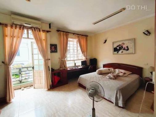 Phân Lô Víp Cầu Giấy - Ô tô chạy Vòng quanh - Kinh doanh - DT 55m, MT 5.5m. chỉ Nhỉnh 12 tỷ.
