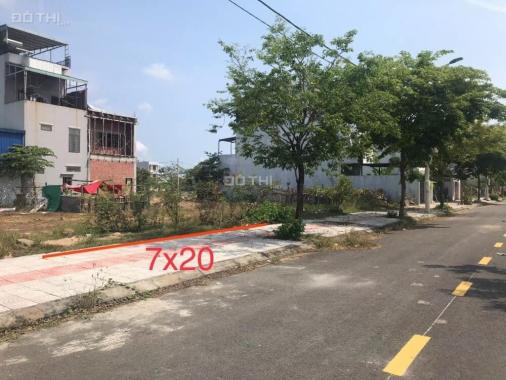 Lô Đất Cực Đẹp (7x20) 140m2 Trong KDC nằm Ngay TTHC Thành Phố Đức Hòa ,gần KCN Tân Đức