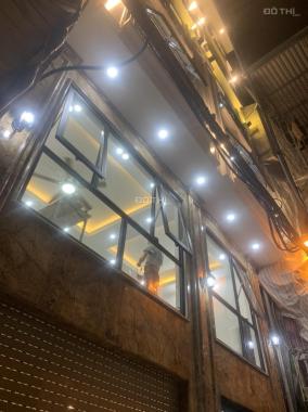Bán nhà Đào Tấn, Phan Kế Bính DT 40 m xây 6 t thang máy lô góc giá nhỉnh 10 tỷ ô tô vào