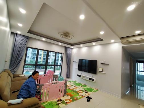 HOT – Bán gấp Mulberry Lane 3PN, đã full đồ,sổ lâu dài, có slot ô tô, giá 4,3x tỷ