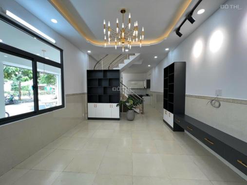 Bán biệt thự 2 lầu 152 Đường Số 39 (góc Đường Số 39 & 14) CN 66m² P. Tân Quy Quận 7