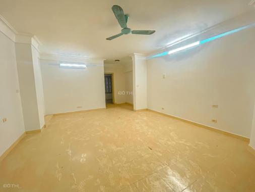 GẤP BÁN NHÀ PHÂN LÔ NGUYỄN TRÃI THANH XUÂN 11 TỶ 60m 5 TẦNG NGÕ Ô TÔ TRÁNH KINH DOANH.