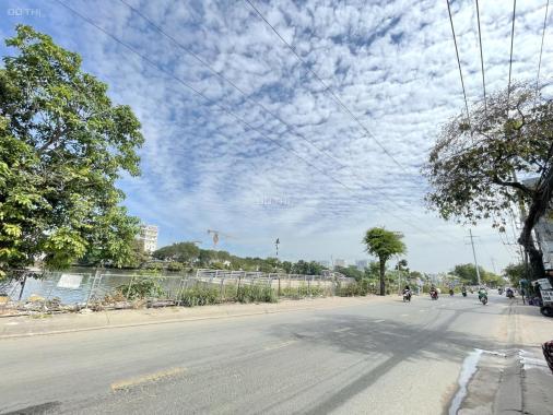 Bán lô đất khủng DT 50x40m số 385 Trần Xuân Soạn giá 220 tỷ Quận 7