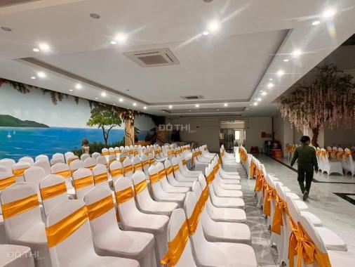BÁN GẤP TRUNG TÂM TIỆC CƯỚI HÀ NỘI GIÁ CỰC RẺ
