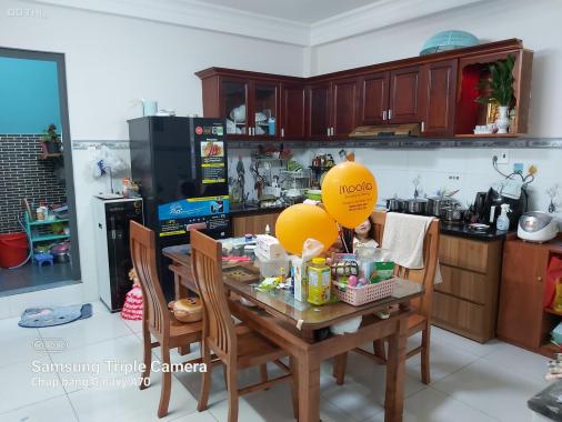 Chính chủ đang cần tiền bán gấp căn nhà mới 3 tầng hẻm Nguyễn Sơn, 70m2, giá 7,2 tỉ thương lượng