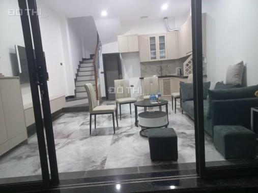 Bán nhà phố Đặng Văn Ngữ- Phạm Ngọc Thạch 37m2 x 5 tầng mt 4,2m giá 4.9 tỷ