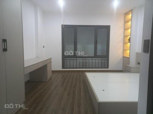 Bán nhà phố Đặng Văn Ngữ- Phạm Ngọc Thạch 37m2 x 5 tầng mt 4,2m giá 4.9 tỷ