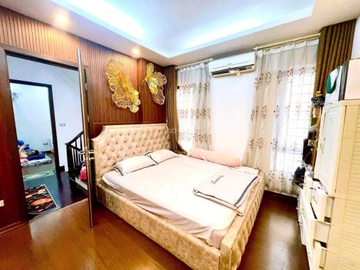 Ngõ Rộng Nhà Đẹp Thạch Bàn LB 38m_mt4_Giá_Chỉ_Có_2_68Tỷ Giá Chưa Từng Có Trong Khu Vực - Ngõ Thông