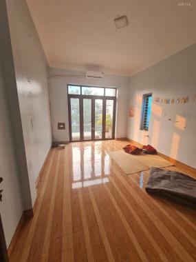 Bán Giúp Em Con Nhà Cô.  + Nhà #105m² 3T MT7 Giá Chỉ Có 5,5 Tỷ.  - ĐC Việt Hùng - Đông Anh - Hà Nội