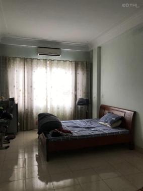 Bán nhà 4 tầng gần đại học Tài Nguyên Môi trường, nội thất đẹp ở luôn, lh 0973022884
