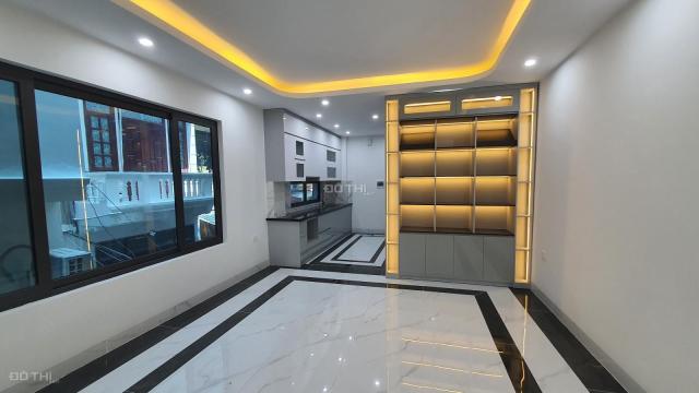 Bán nhà Thái Hà, Trung Liệt, Đống Đa DT40m2- lô góc- 6 tầng thang máy- xây mới giá 7,6 tỷ.