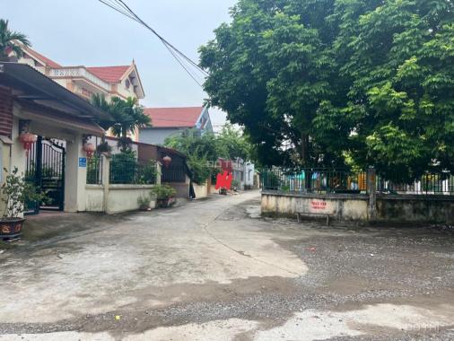 Bán 100m2  Dương Trạch, Tân Dân, Khoái Châu. Đường 5m thông  Lh;0916600248.
