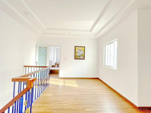 Bán gấp nhà mới 77m² nở hậu hẻm 54/10 Lê Văn Lương Quận 7